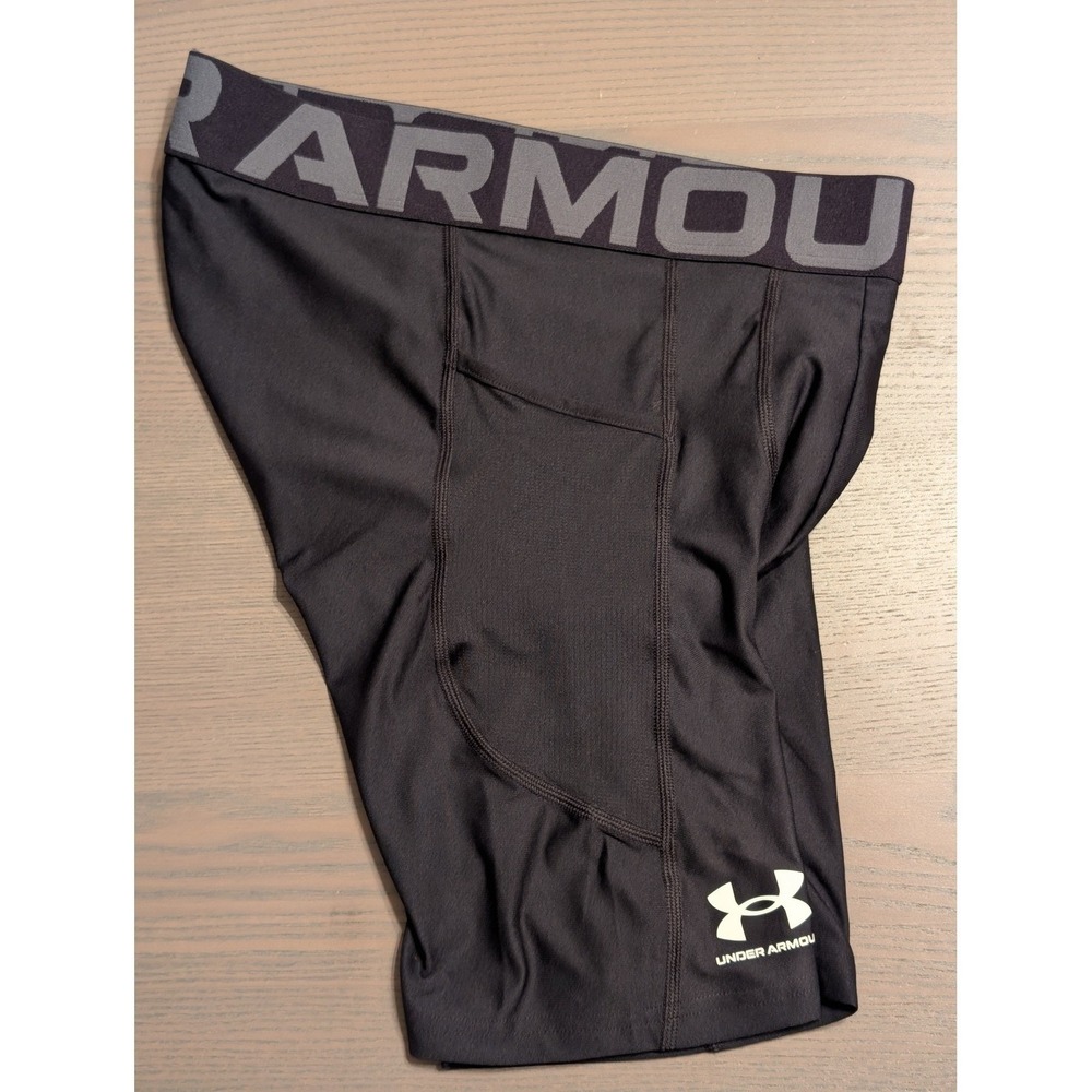 NWT Under Armour Mens L HeatGear Compression Shorts Black Training Pocket